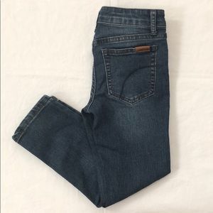 Joe’s Jeans Brixton Straight + Narrow Jean